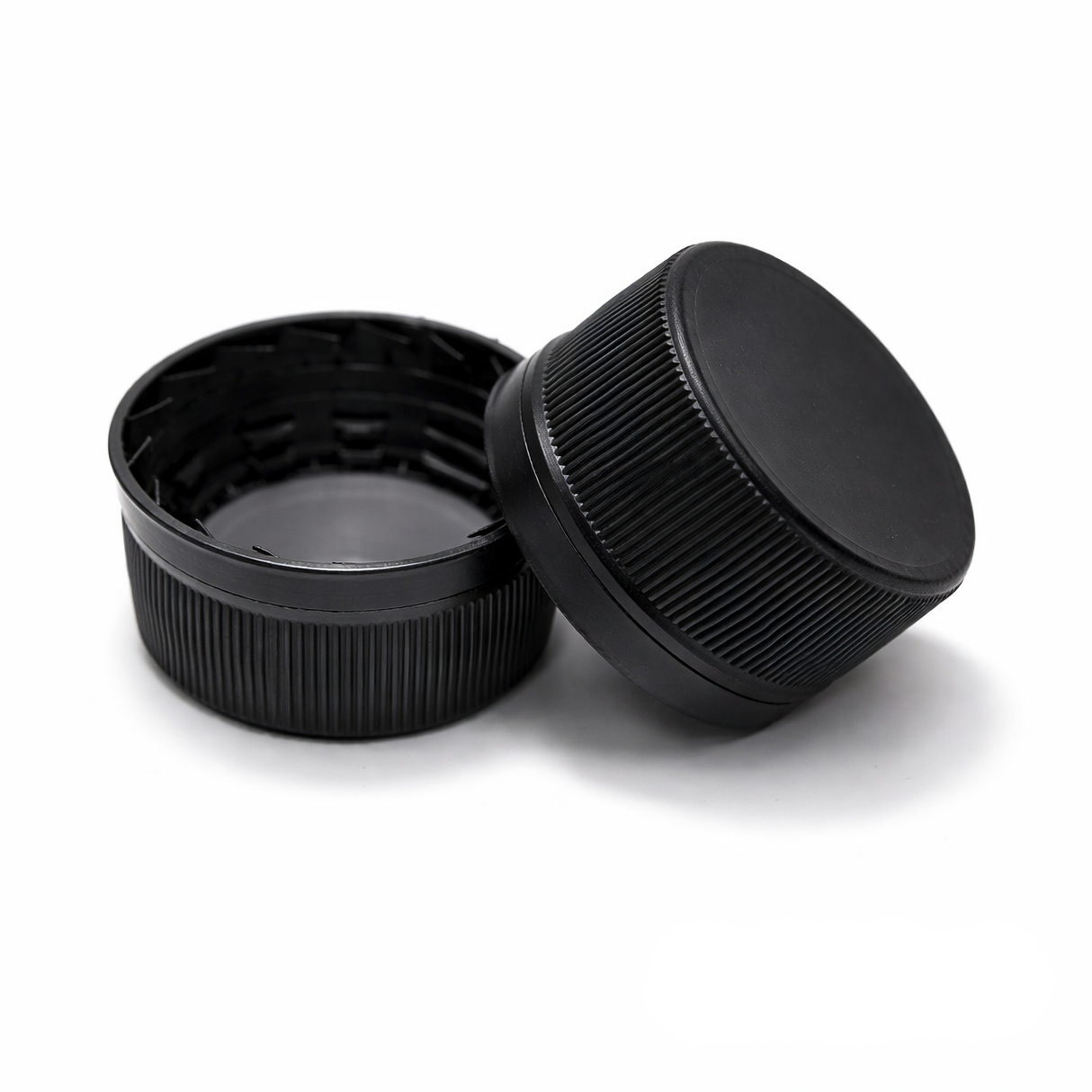 Black 28 mm tamper evident cap for plastic bottles, ideal for cosmetic, pharmaceutical and liquid product packaging