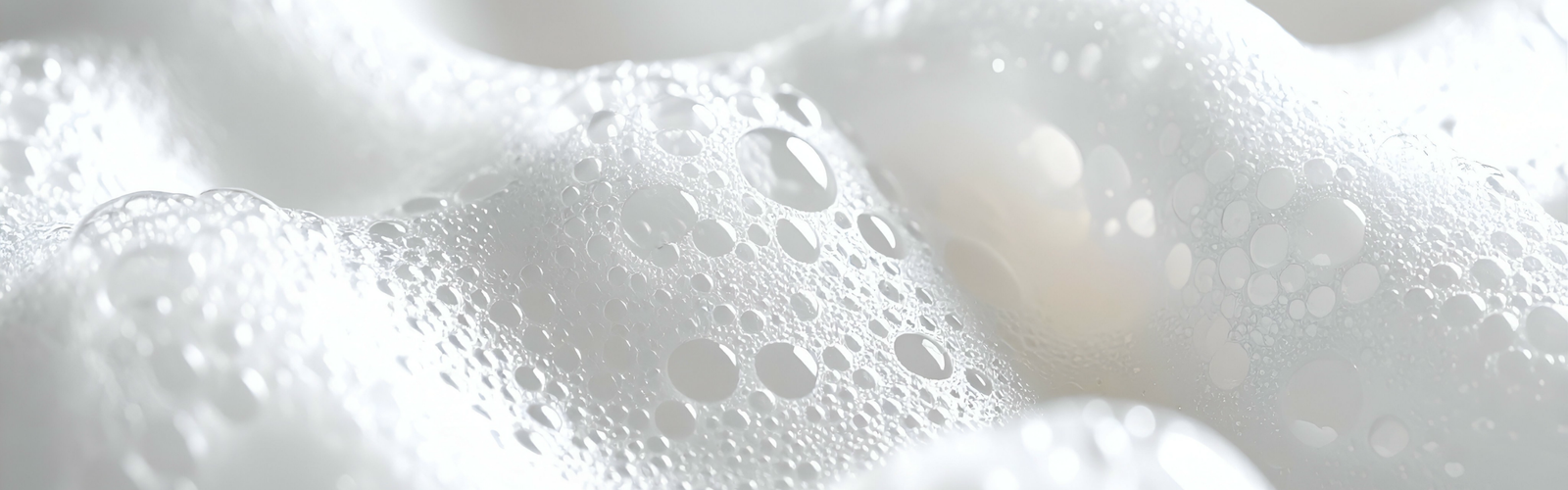 The Science of Foam: How Surfactants Lift Away Oil & Dirt