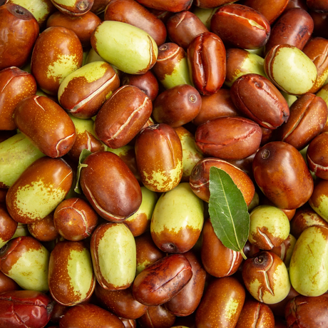 Jojoba Oil cosmetic oil, fast-absorbing and non-greasy, helps balance skin oils, moisturise, and support healthy skin and hair