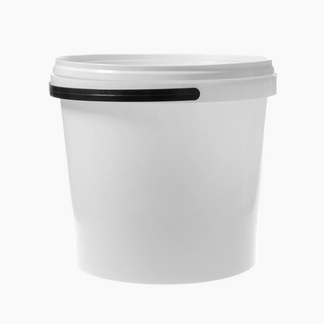 White plastic bucket with lid – 25L size
